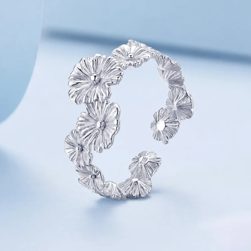 (image for) Classic Daisy Flower Band Ring - BSR382 - View 2