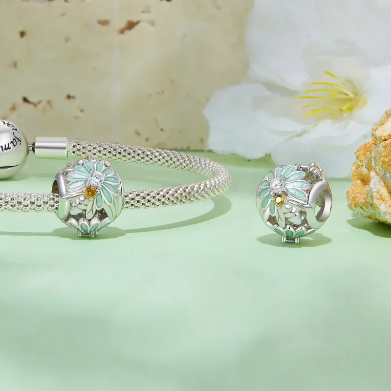 (image for) Pandora Style Bee Daisy Charm - BSC895 - View 4