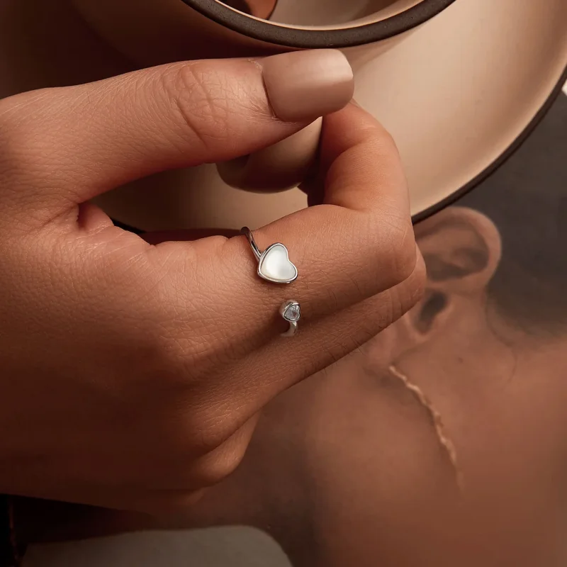 (image for) PANDORA Style Heart-Beating White Shell Open Ring - BSR520-E - View 7