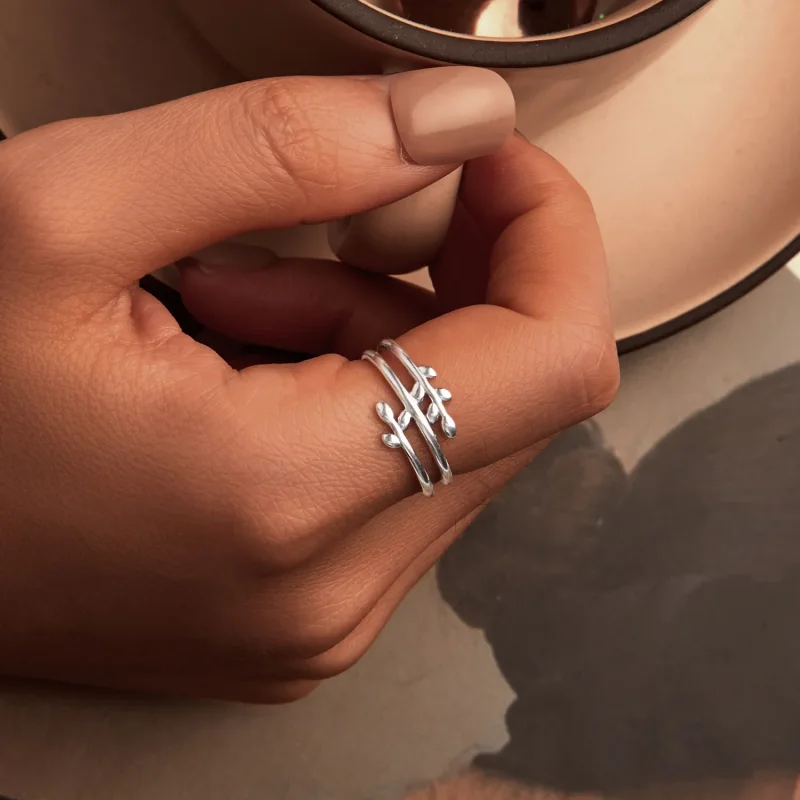 (image for) PANDORA Style Surrounded By Multiple Layers Of Leaves Ring - SCR755 - View 5