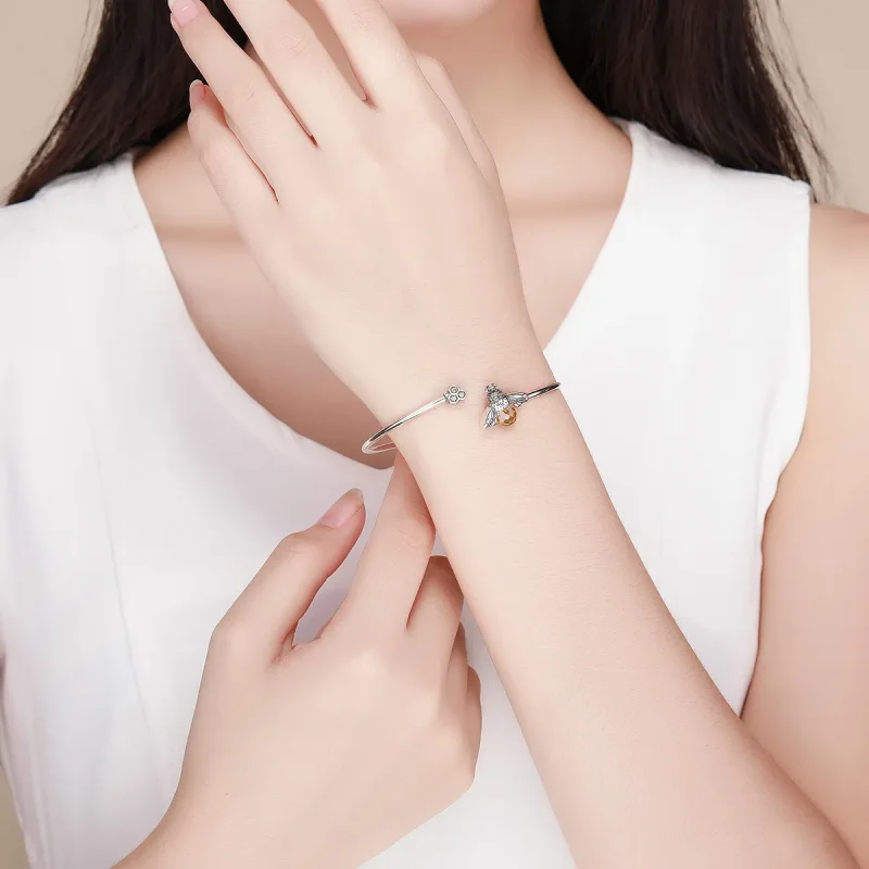 (image for) Pandora Style Silver Story of The Bee Open Bangle - SCB104 - View 2
