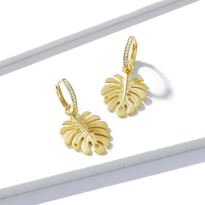 (image for) Pandora Style 18ct Gold Plated Monstera Leaf Dangle Earrings - BSE223 - View 2