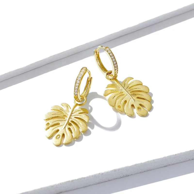 (image for) Pandora Style 18ct Gold Plated Monstera Leaf Dangle Earrings - BSE223 - View 5