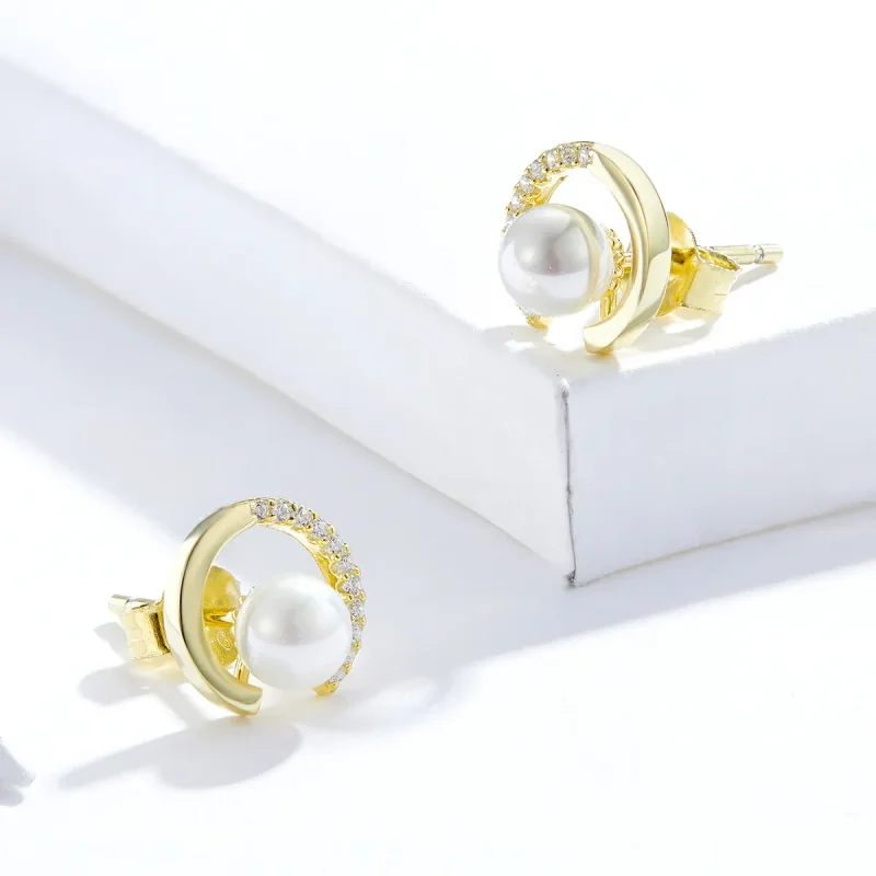 (image for) Pandora Style 18ct Gold Plated Pearl Stud Earrings - SCE802 - View 3