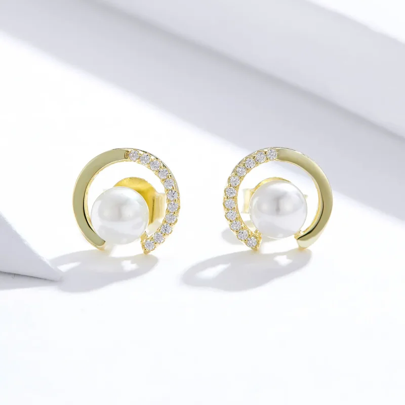 (image for) Pandora Style 18ct Gold Plated Pearl Stud Earrings - SCE802 - View 4