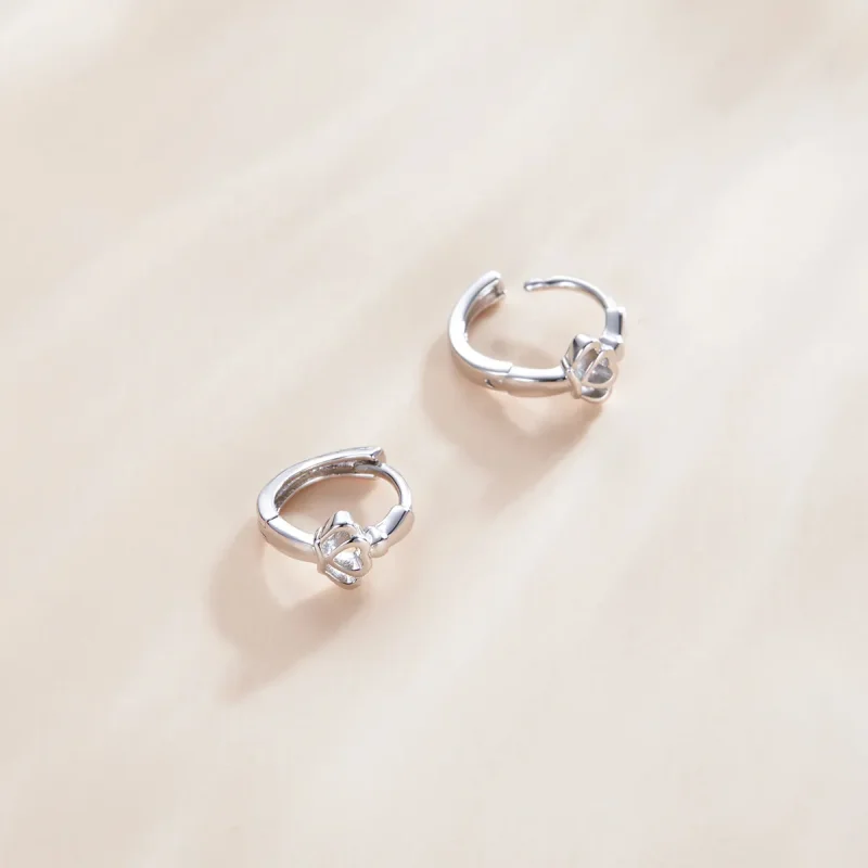 (image for) Pandora Style Crown Hoop Earrings - SCE1040 - View 3