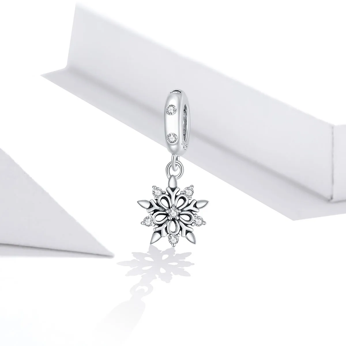 Pandora Style Crystal Snowflake Dangle - SCC1649