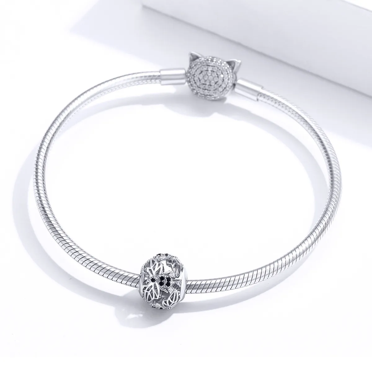Pandora Style Silver Intelligent Bee Charm - BSC200