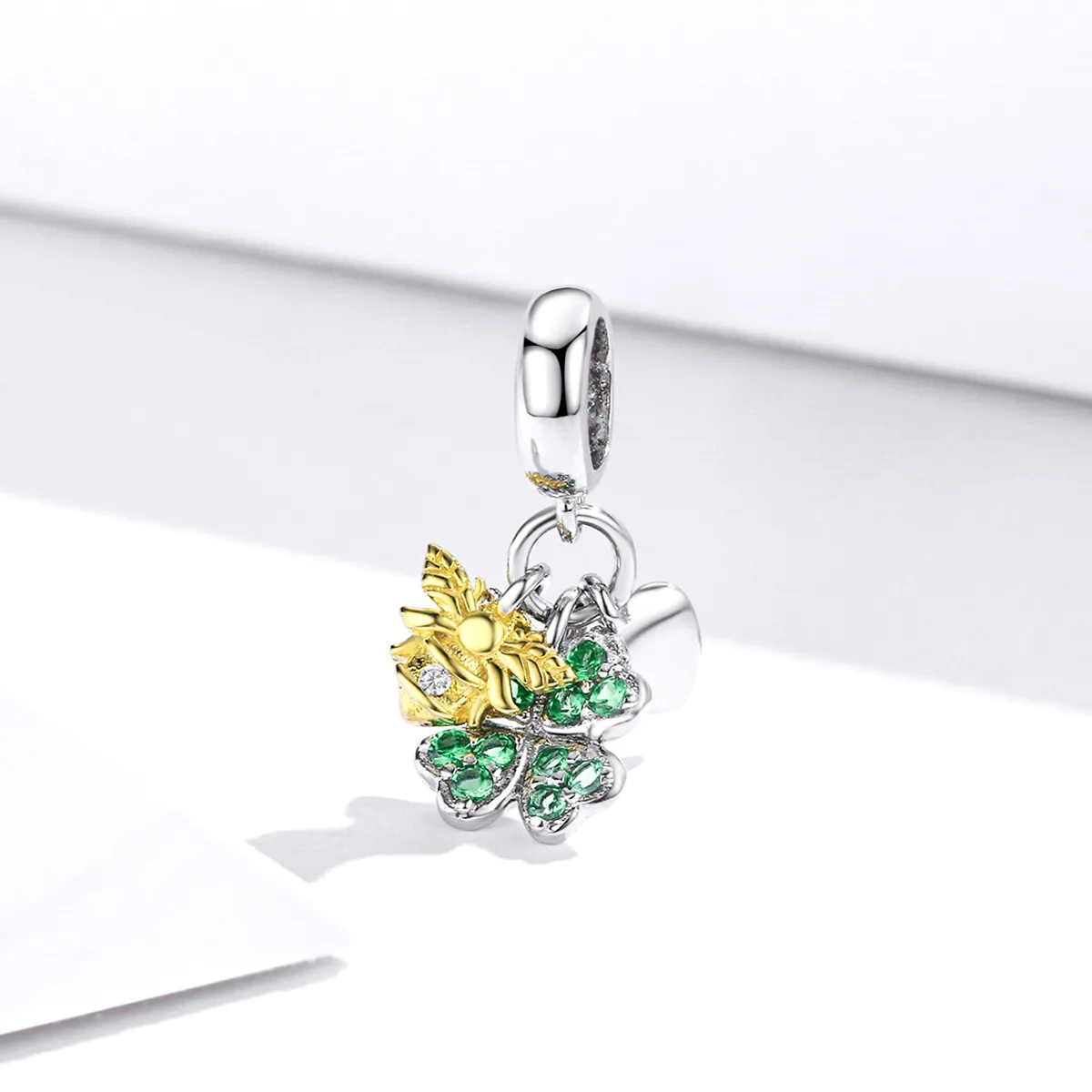 Pandora Style Two Tone Bicolor Clover With Bee Dangle - BSC303