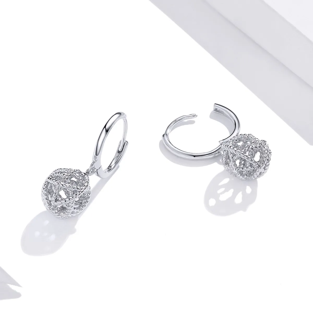Pandora Style Silver Ball of Yarn Dangle Earrings - SCE981