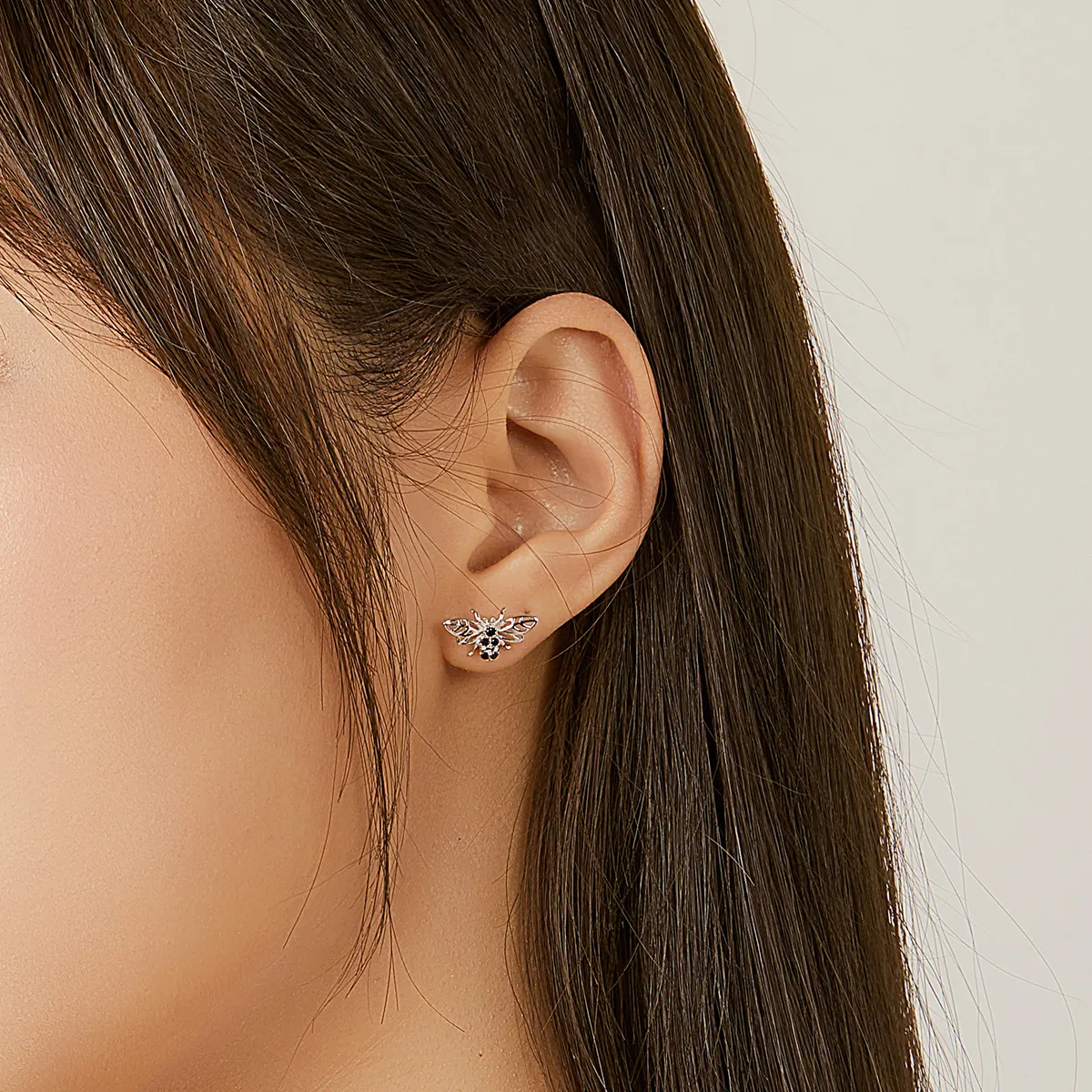 Pandora Style Silver Bee Stud Earrings - SCE846