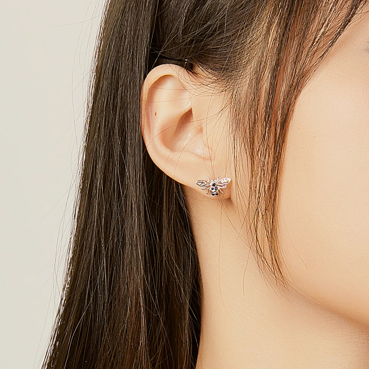 Pandora Style Silver Bee Stud Earrings - SCE846