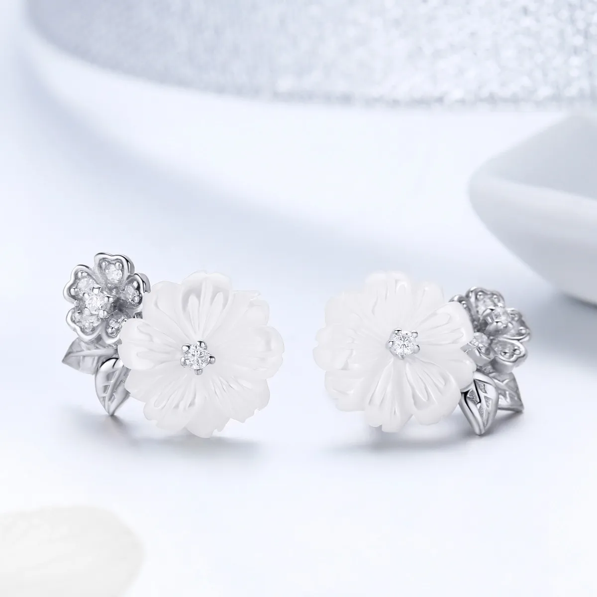 Pandora Style Silver Shell Flower Stud Earrings - BSE008
