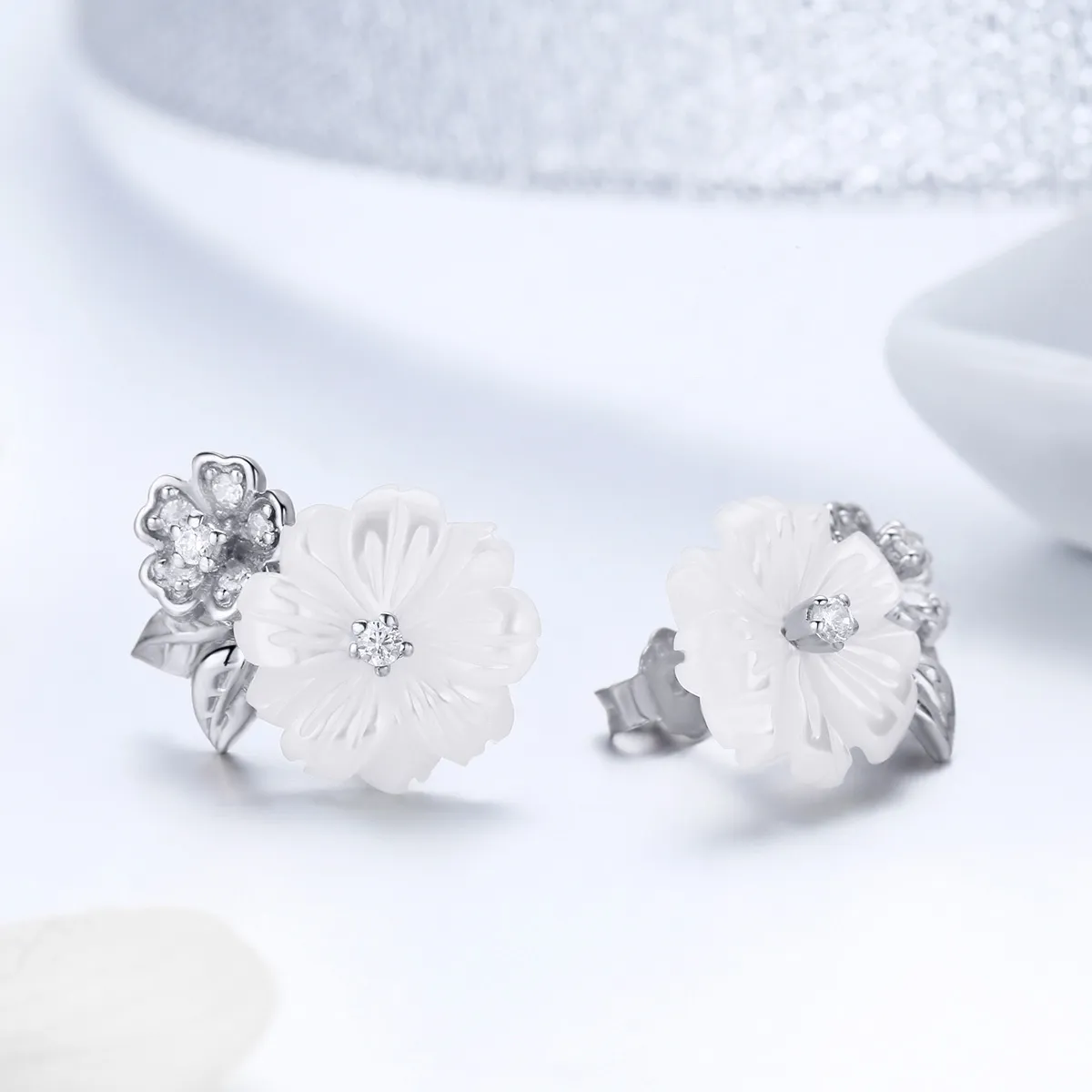 Pandora Style Silver Shell Flower Stud Earrings - BSE008