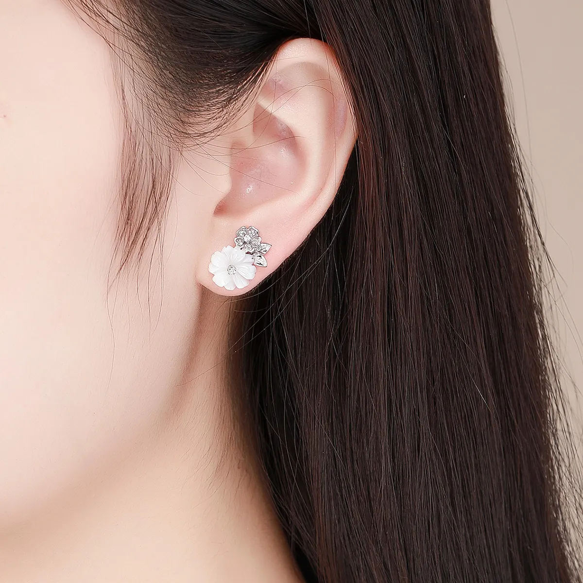 Pandora Style Silver Shell Flower Stud Earrings - BSE008