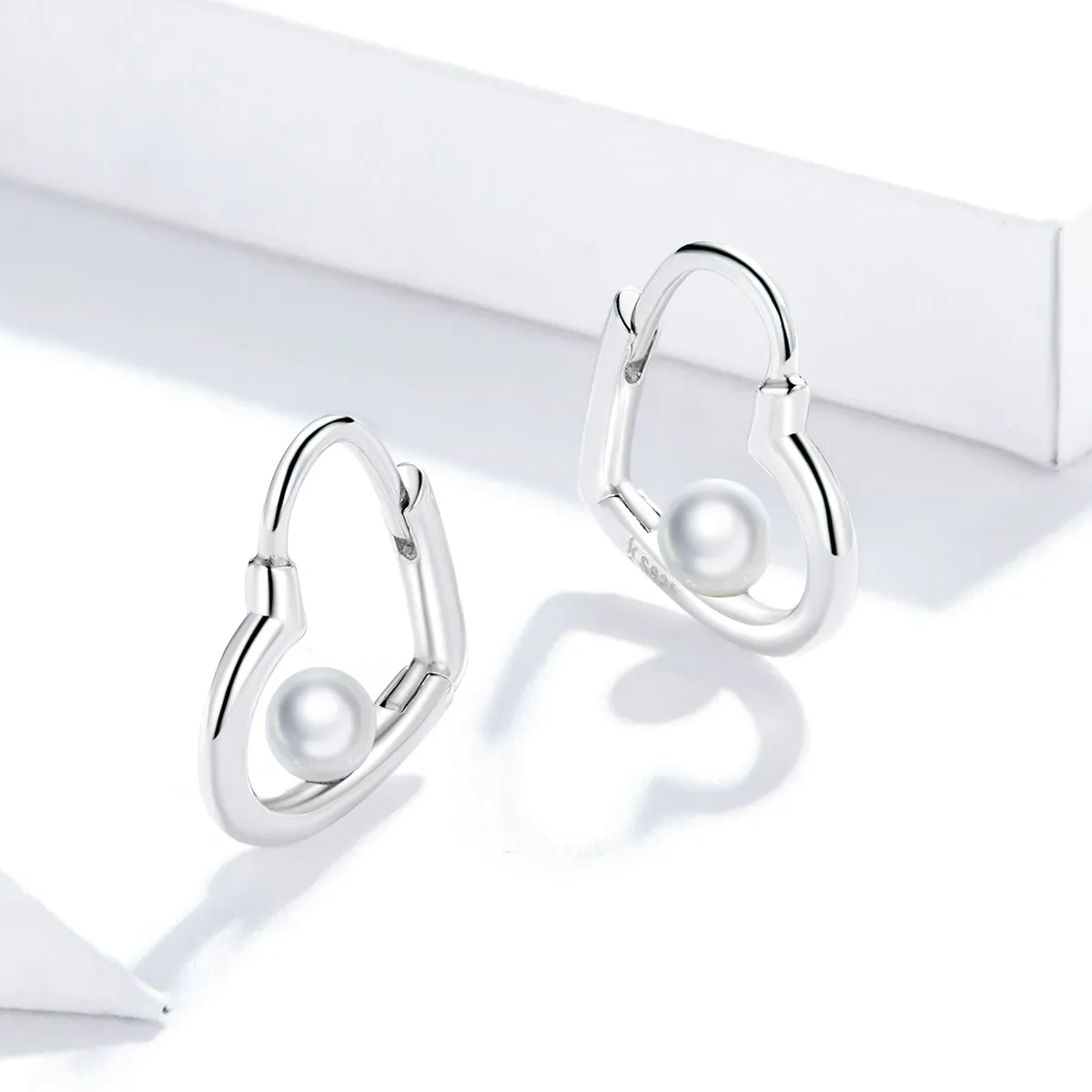 Pandora Style Silver The Heart of Treasure Hoop Earrings - SCE939