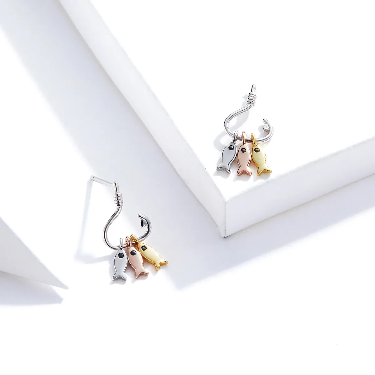 Pandora Style Three Fishes Dangle Earrings - SCE789