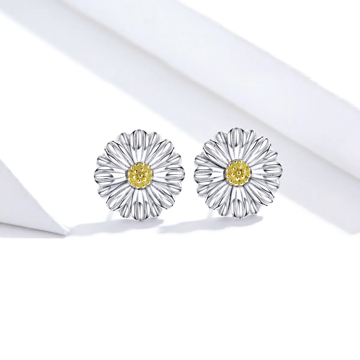 Pandora Style Two Tone Dazzling Daisy Stud Earrings - SCE774