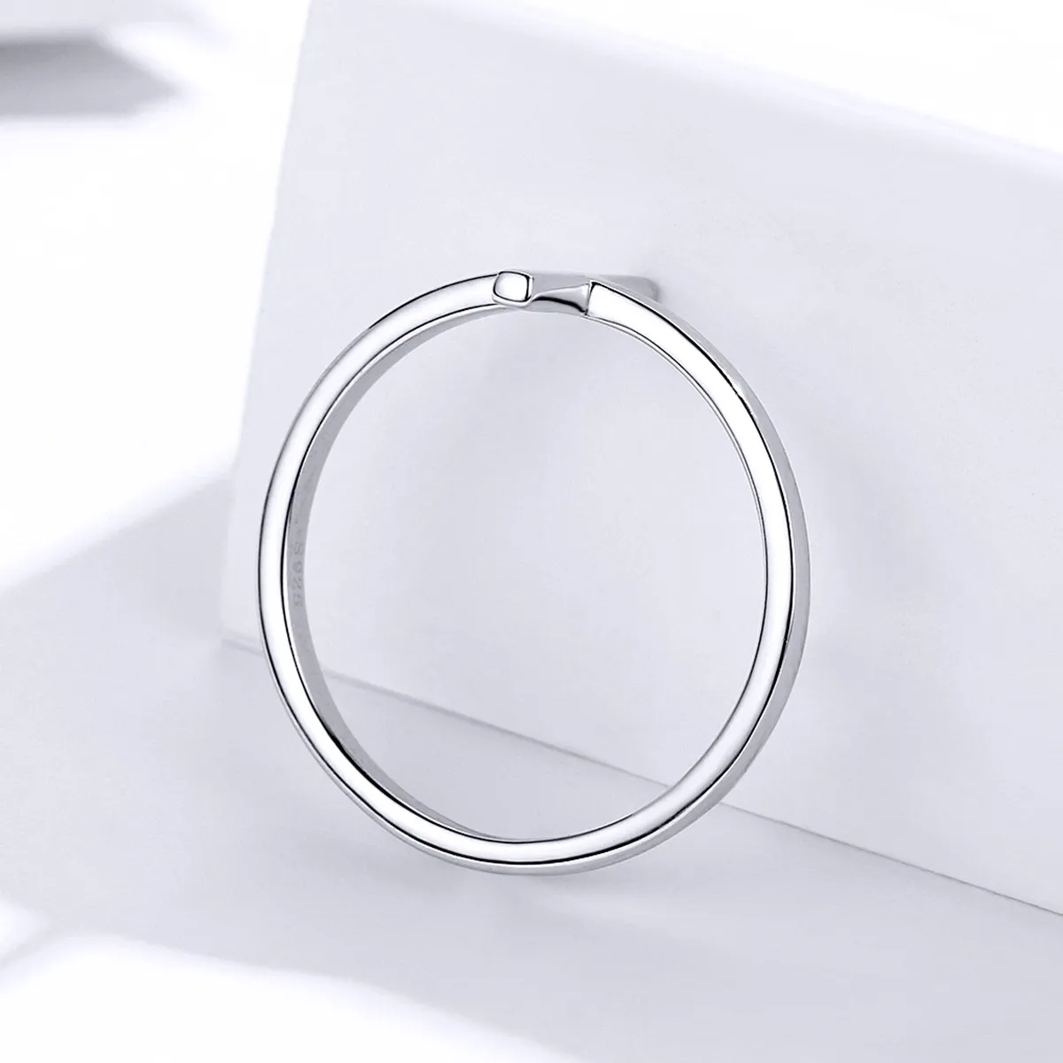 Pandora Style Silver Cross Ring - SCR562