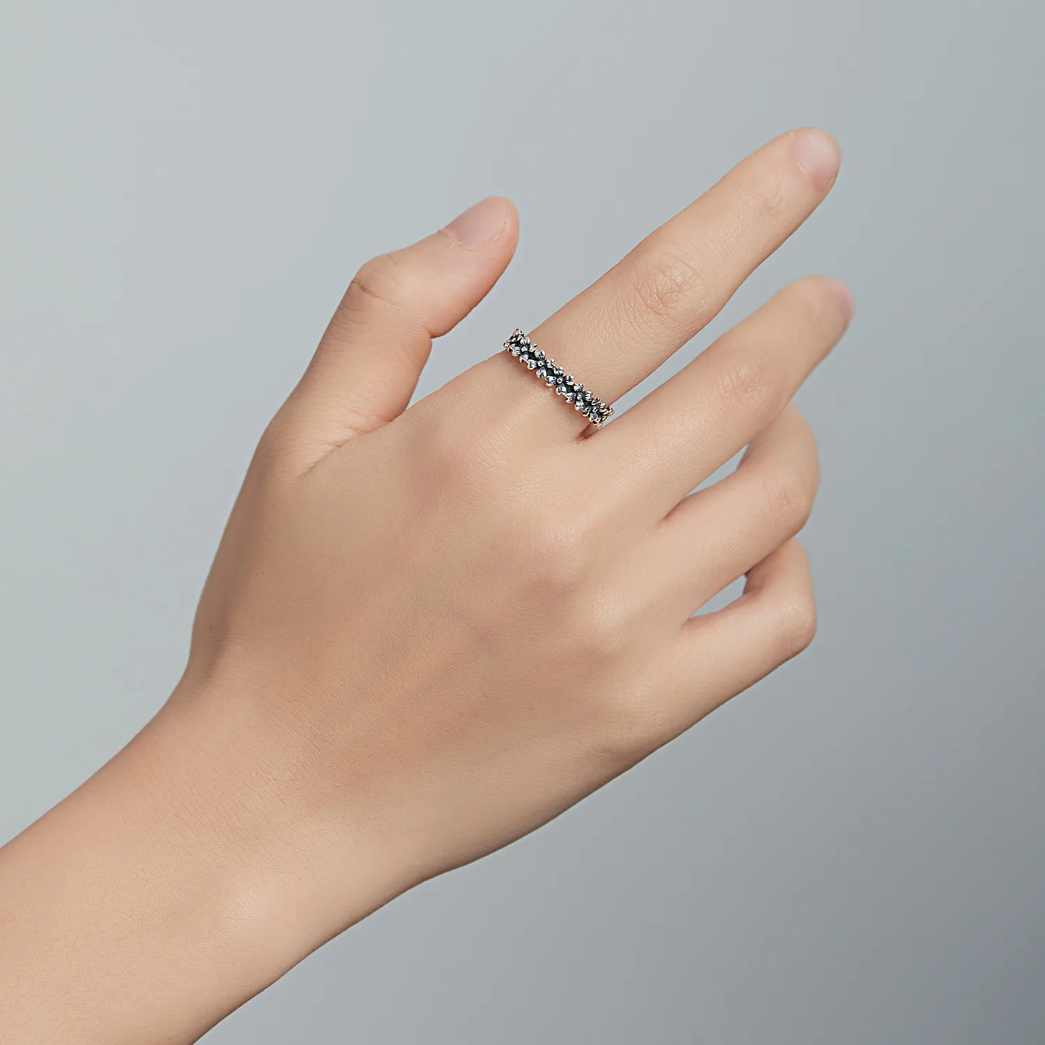 Pandora Style Silver Daisy Chain Ring - SCR724