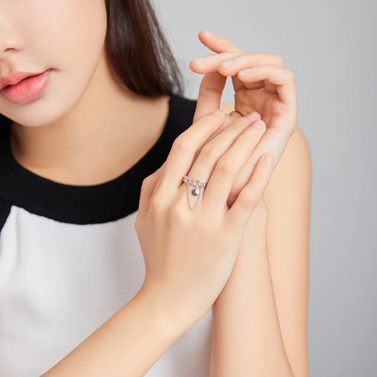 Pandora Style Silver Smiley Open Ring - SCR702