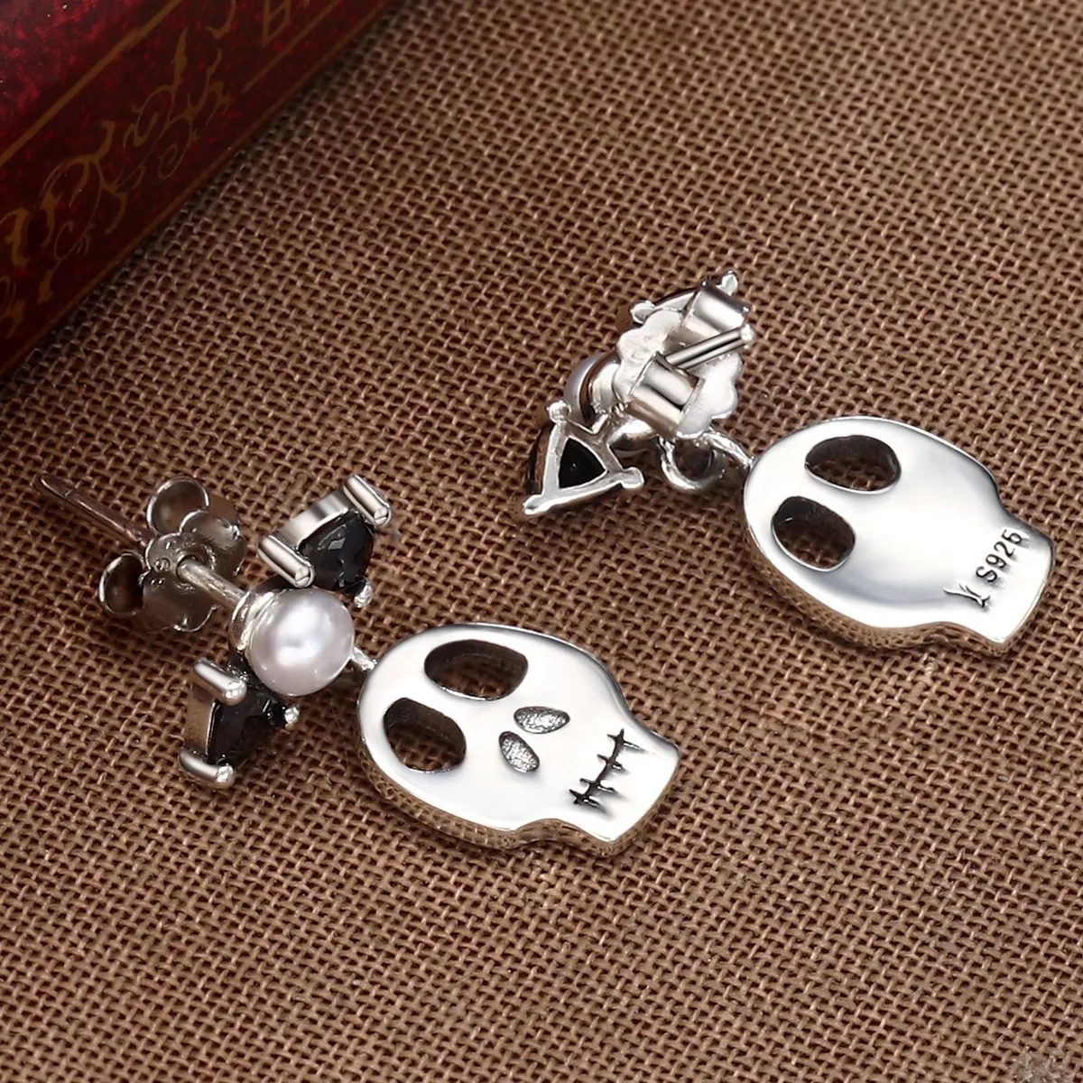 Pandora Style Silver Personality Skull Dangle Earrings - VSE084