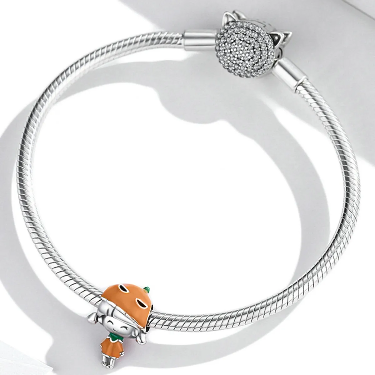 Pandora Style Silver Pumpkin girl Charm - SCC2025