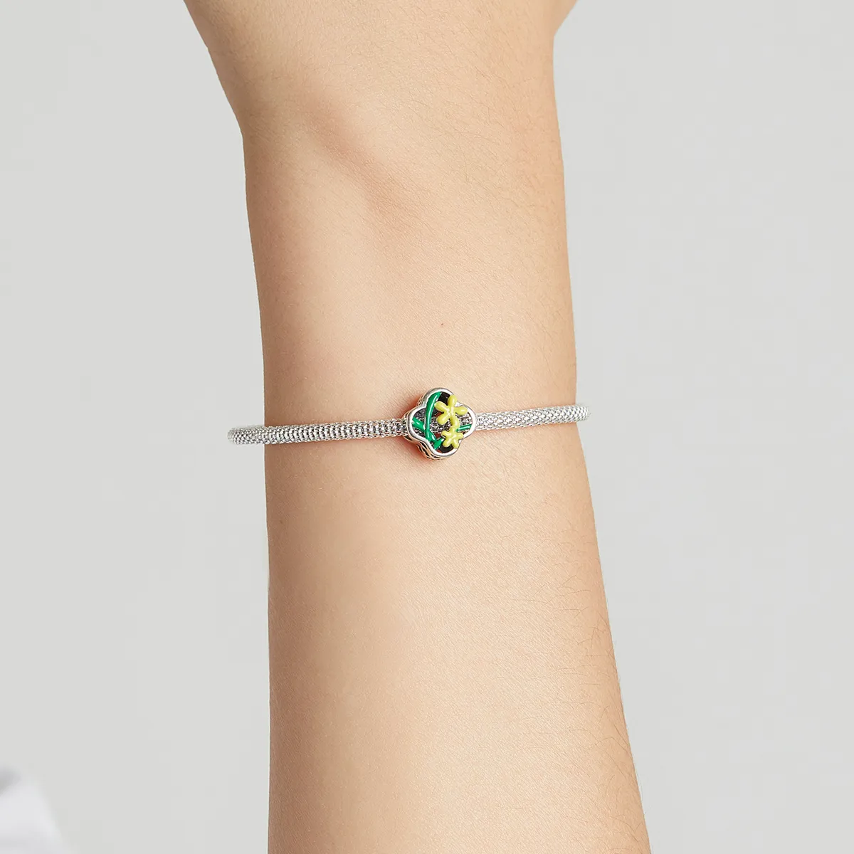 Pandora Style Delicate Daffodils Charm - SCC2021