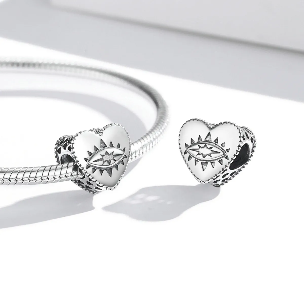 Pandora Style Heart Demon Eye Charm - SCC1987