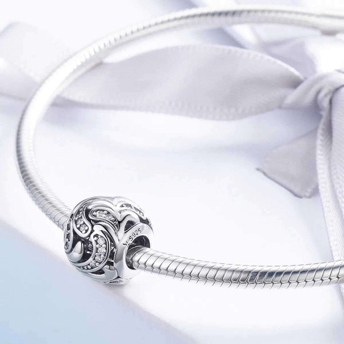 Pandora Style Tender Bloom Charm - SCC742
