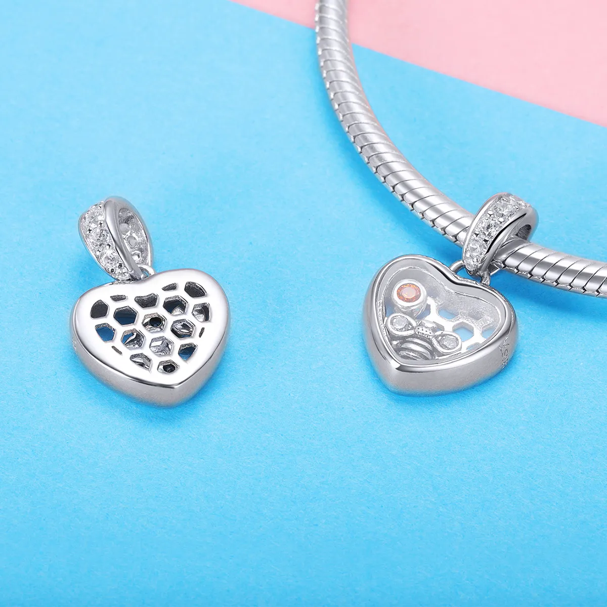 Pandora Style Hive Love Dangle - SCC870