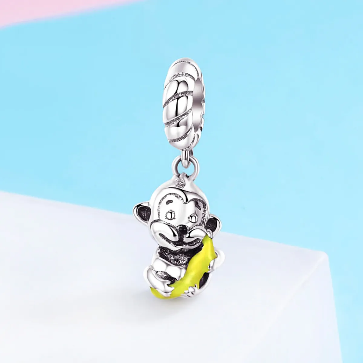 Pandora Style Monkey Holding Banana Dangle - SCC520