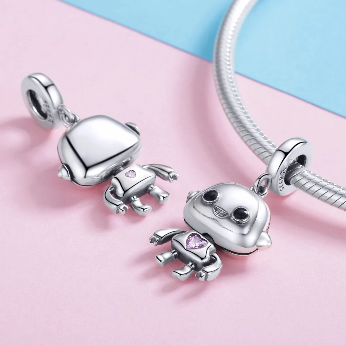 Pandora Style Robot Dangle - SCC924