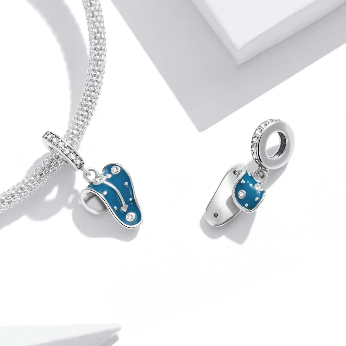 Pandora Style Twisted Clock Dangle - SCC2080
