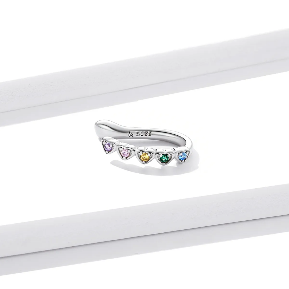 Pandora Style Rainbow Heart Ear clip - BSE573