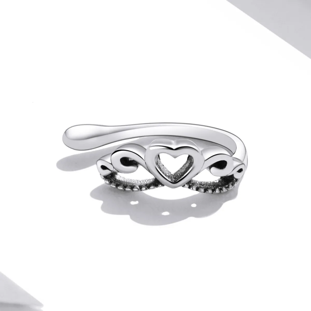 Pandora Style Vintage Crown Ear clip - SCE1201