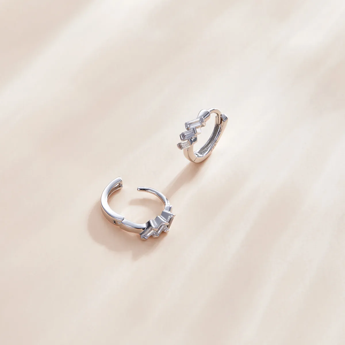 Pandora Style Box Hoop Earrings - SCE1037
