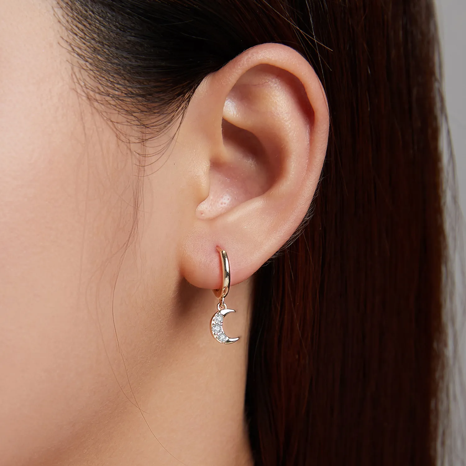 Pandora Style Shine The Moon Hoop Earrings - SCE1258