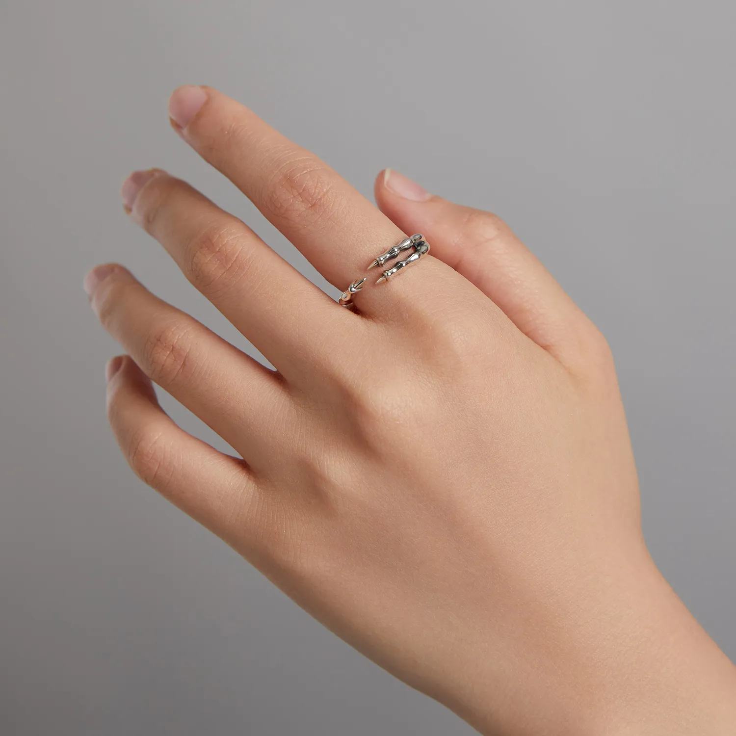 Pandora Style Dark Claws Open Ring - SCR728