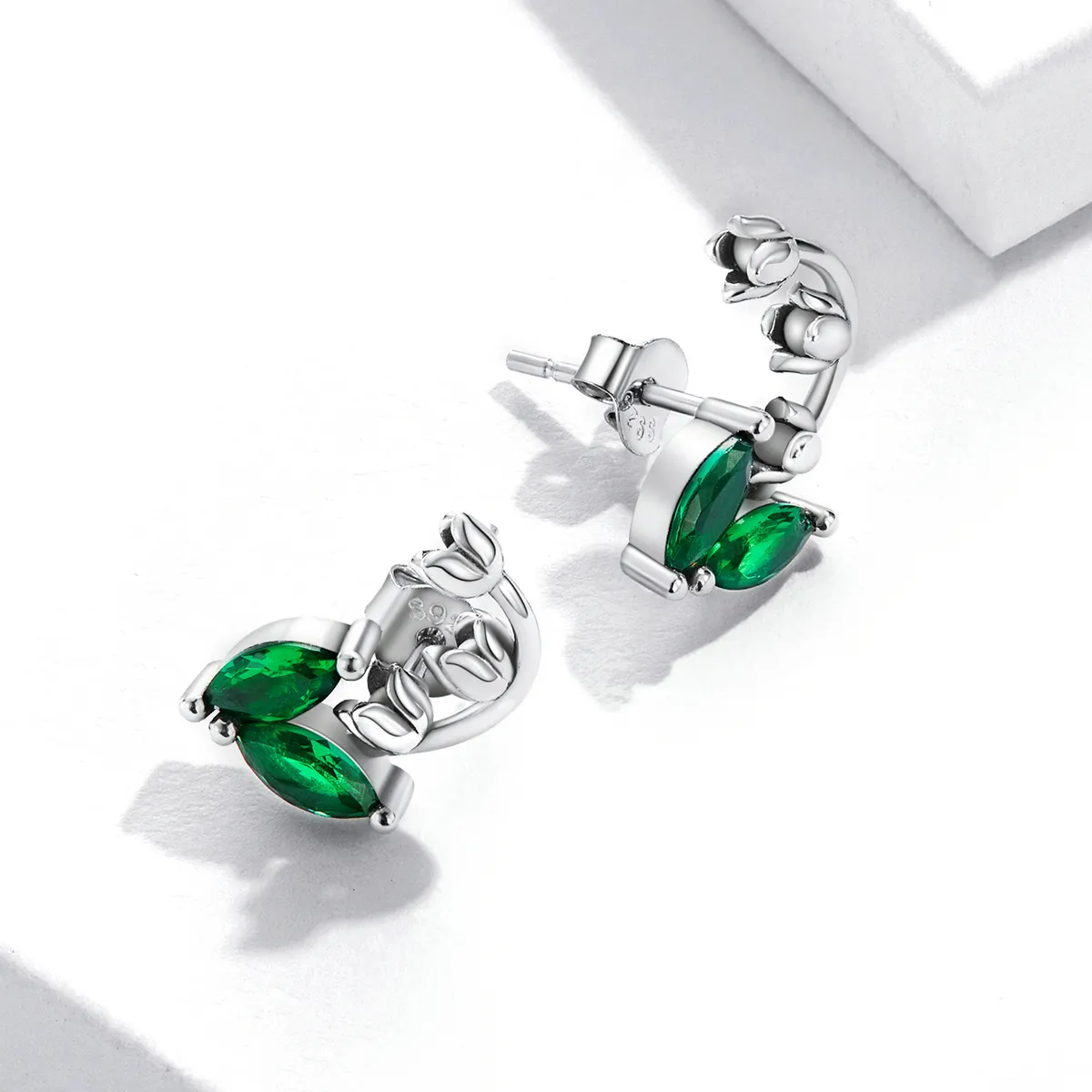 Pandora Style Bell Orchid Stud Earrings - SCE1363