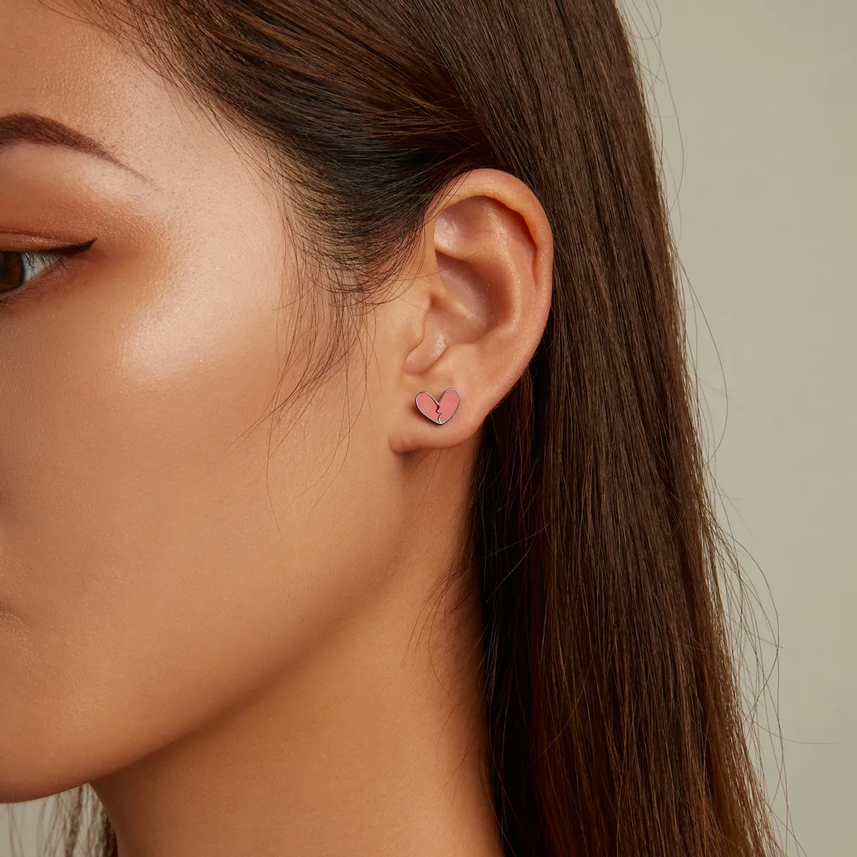 Pandora Style Dark Heart Stud Earrings - SCE1326