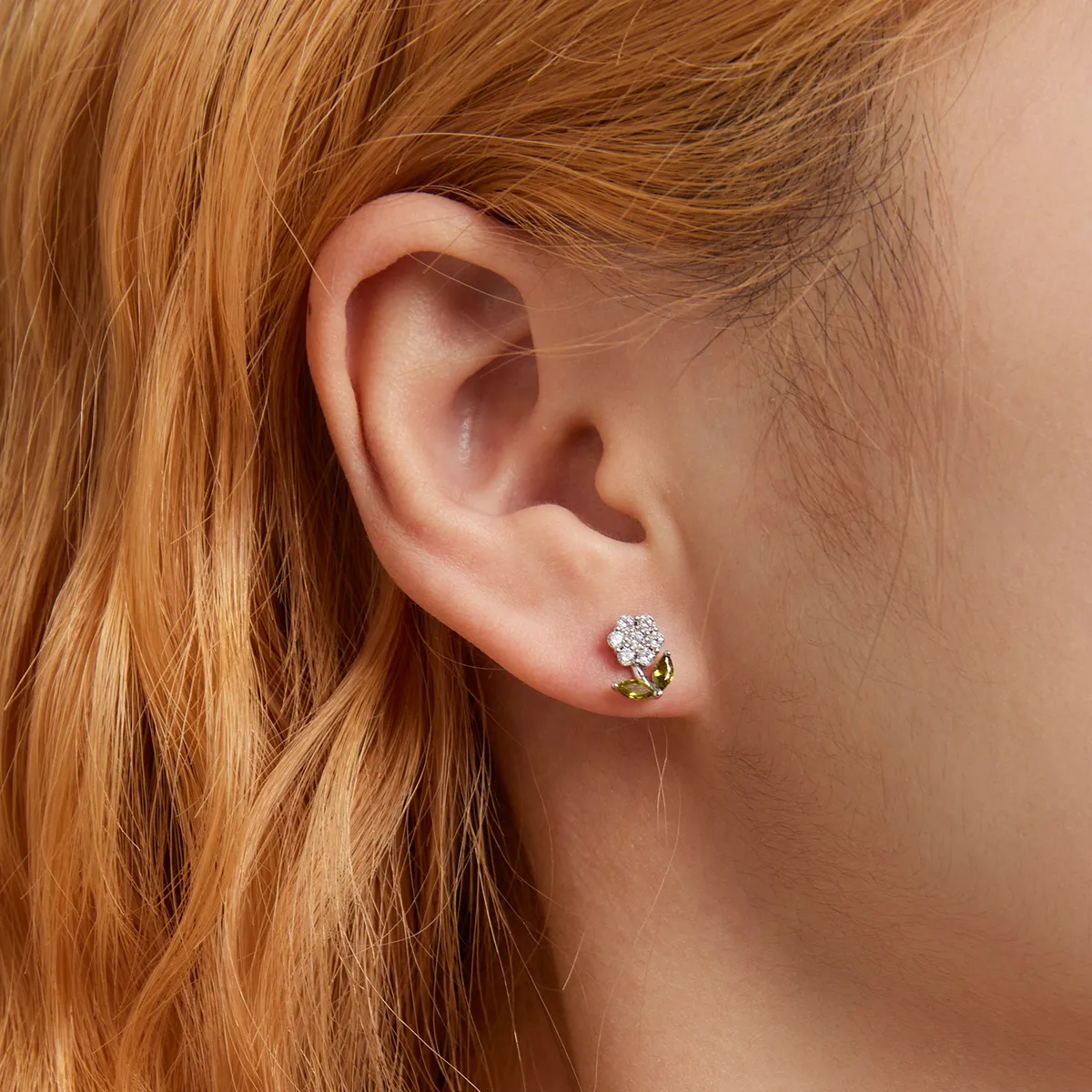Pandora Style Delicate Flowers Stud Earrings - BSE592-WH