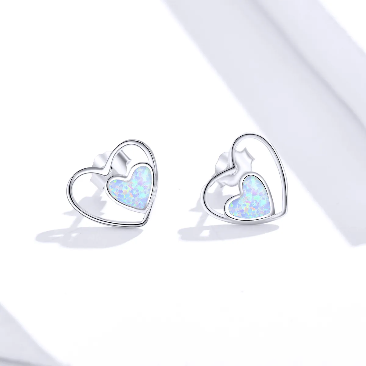 Pandora Style Heart Center Stud Earrings - SCE858