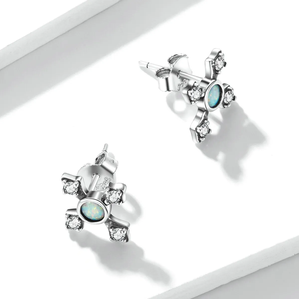 Pandora Style Vintage Cross Stud Earrings - BSE555