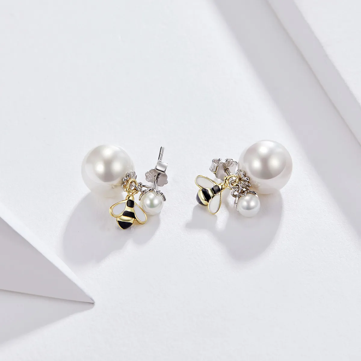 Pandora Style Woman Flower Stud Earrings - SCE232