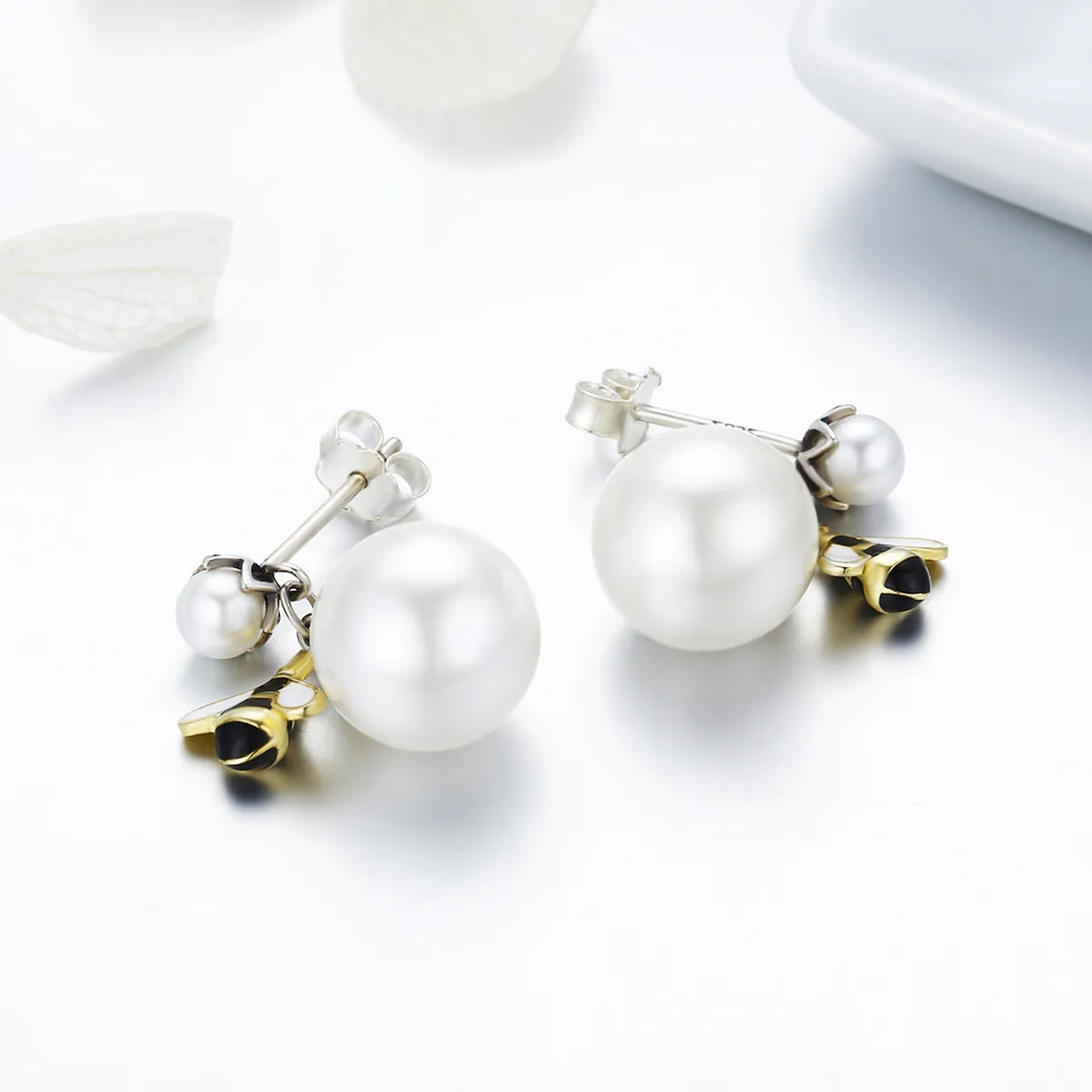 Pandora Style Woman Flower Stud Earrings - SCE232