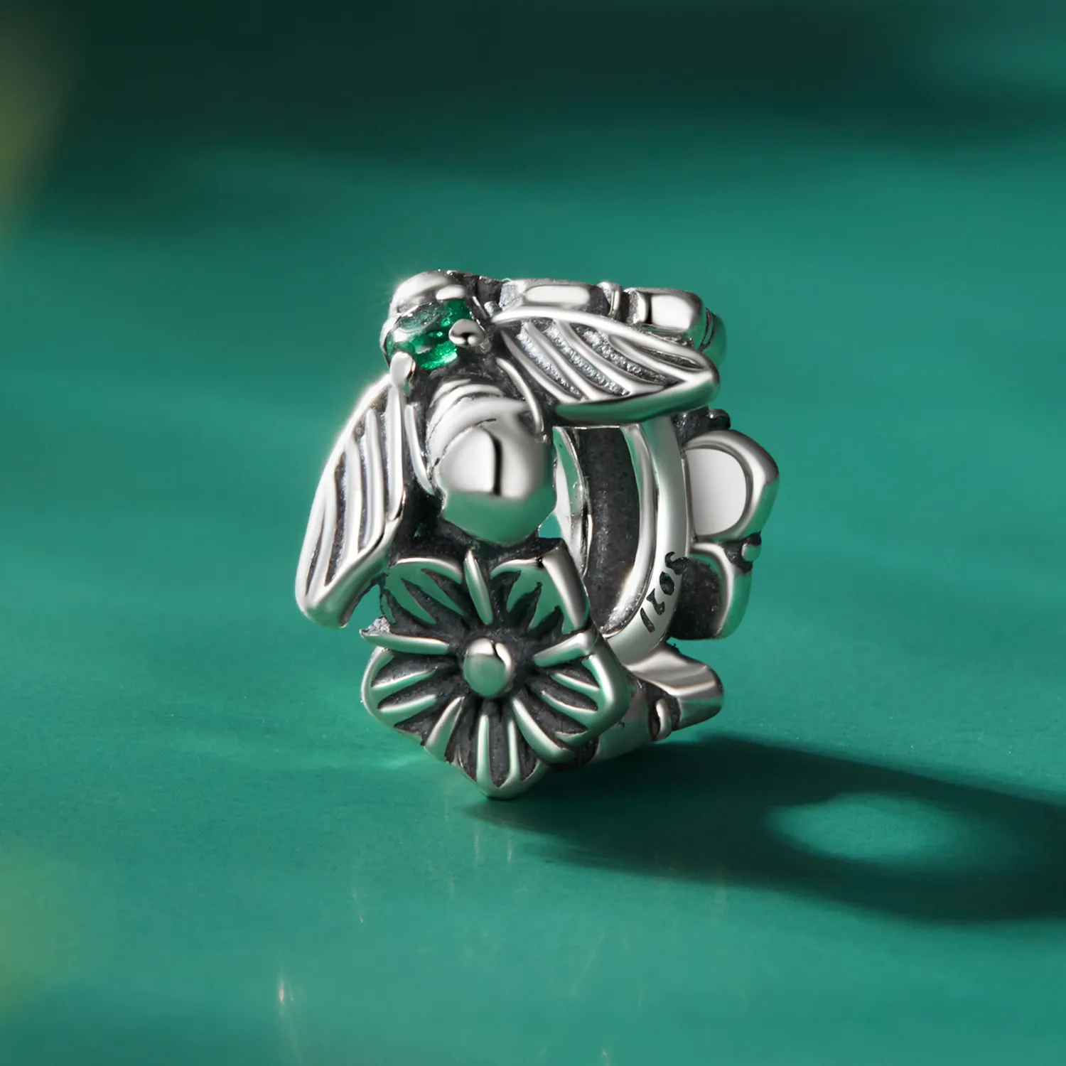 Pandora Style Lucky Bee Spacer Charm - SCC2526