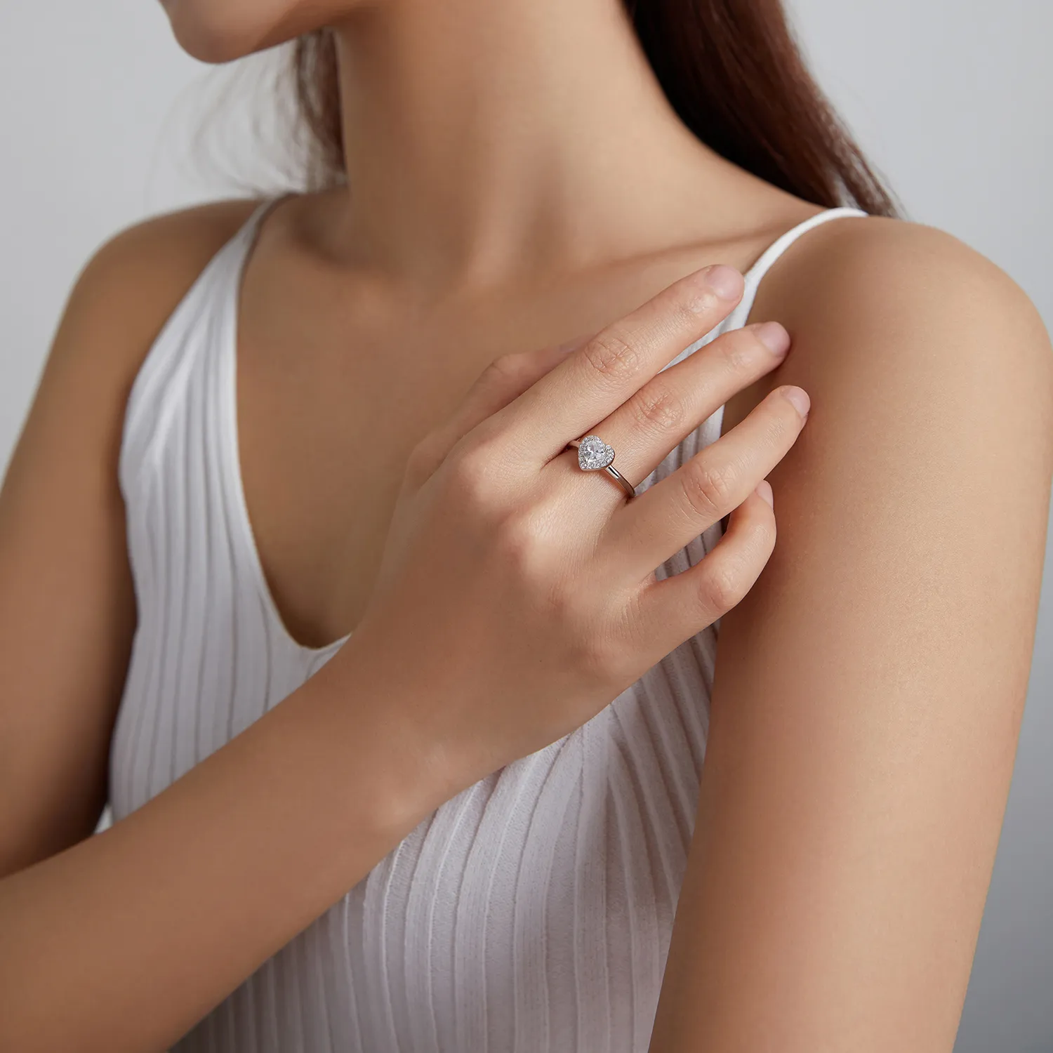 Sparkling Elevated Heart Ring - SCR725
