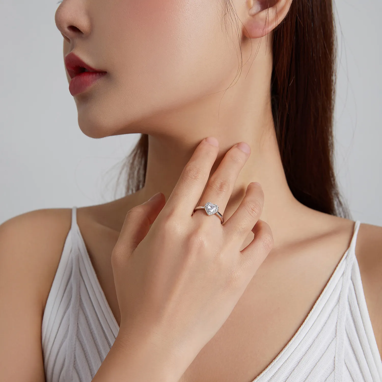 Sparkling Elevated Heart Ring - SCR725