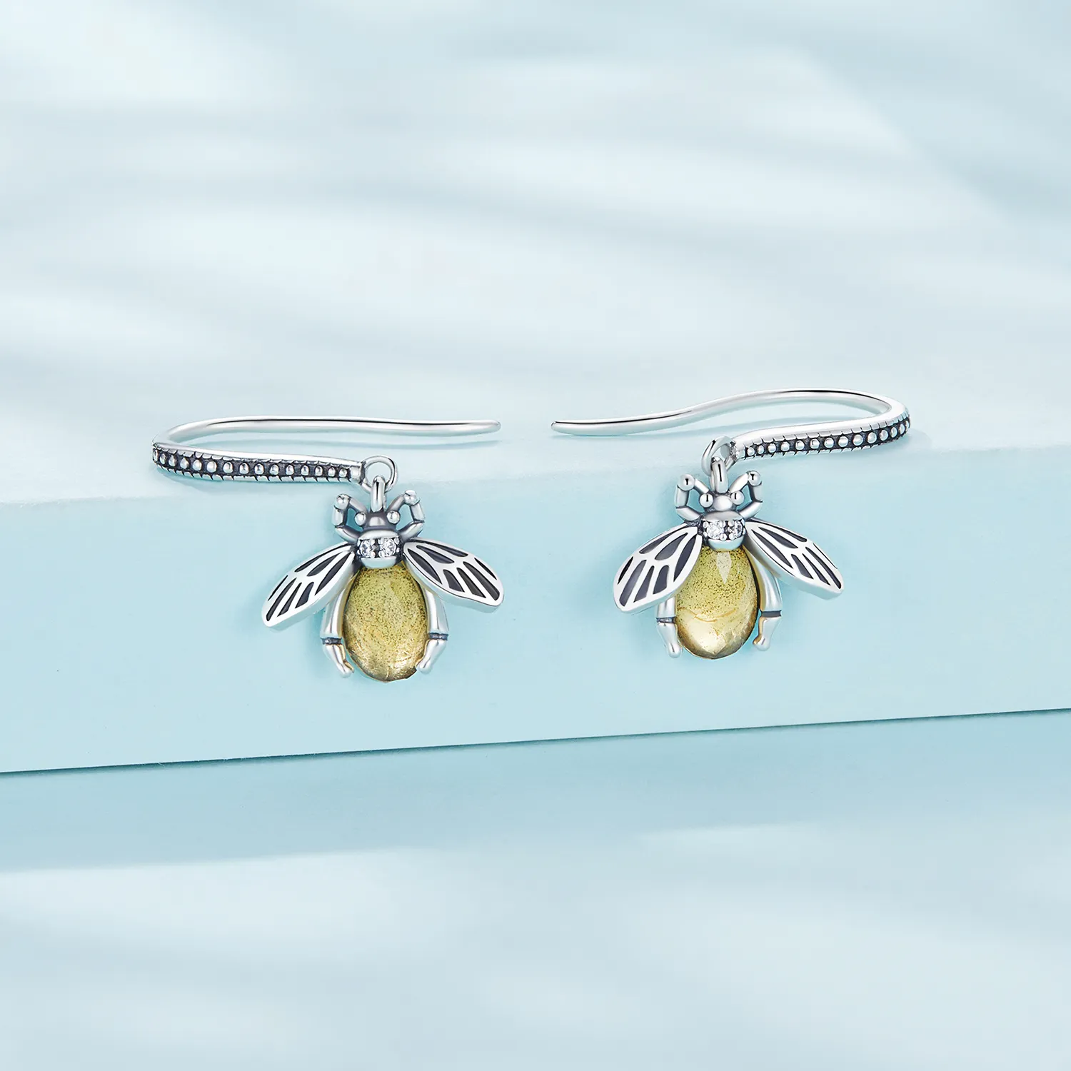 Pandora Style Bee Dangle Earrings - SCE1570